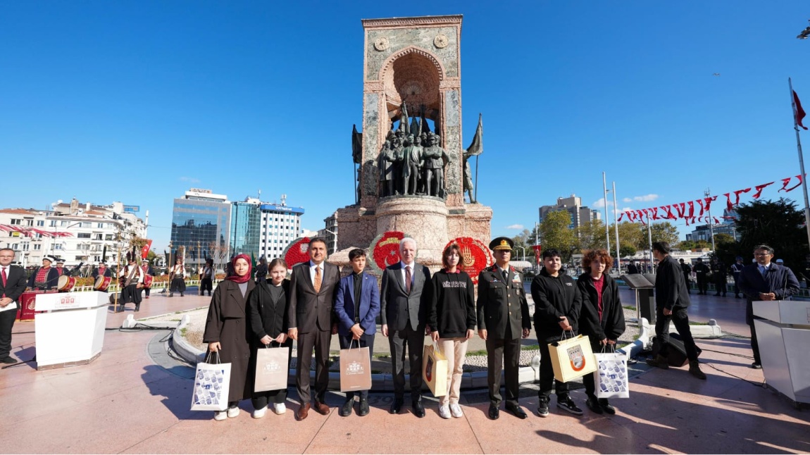 6 Ekim İstanbul’un Kurtuluşu Resim Yarışmasındaki Gururumuz.